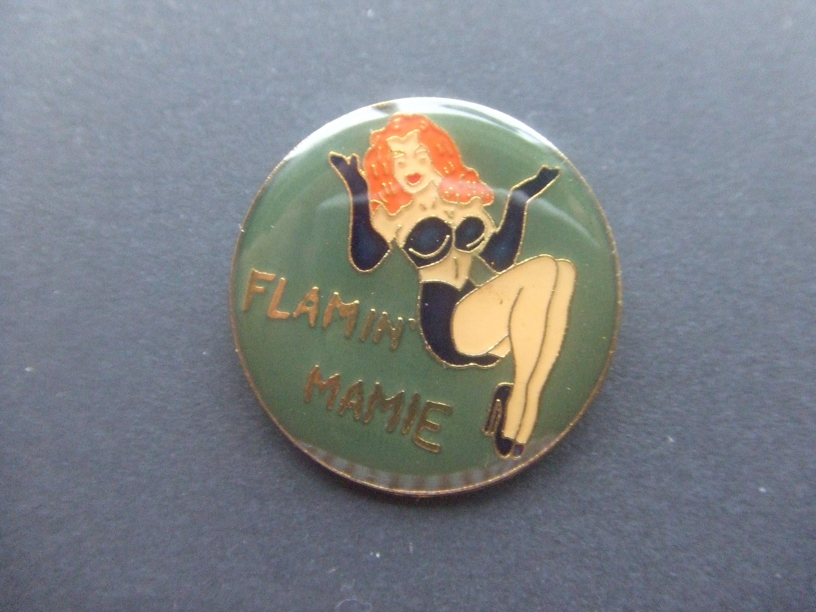 Pin-up girl Flamin Mamie